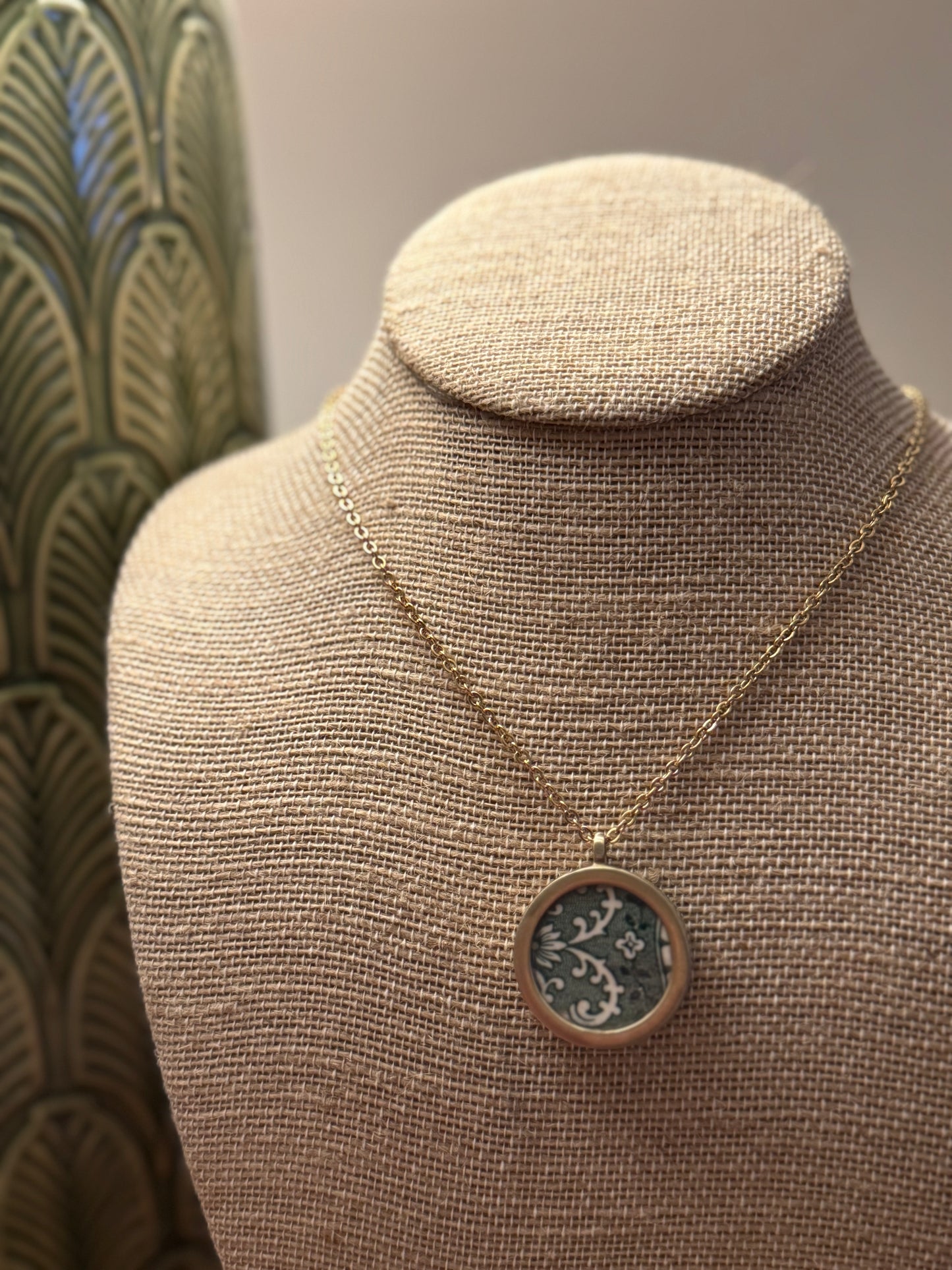 European Porcelain Necklaces (Small, 2.5cm)