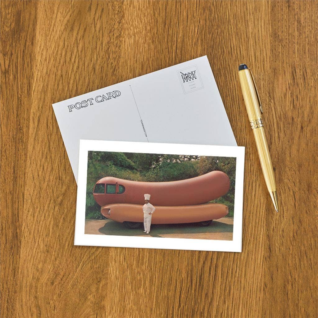 Postcard NP-924 Wienermobile and Chef