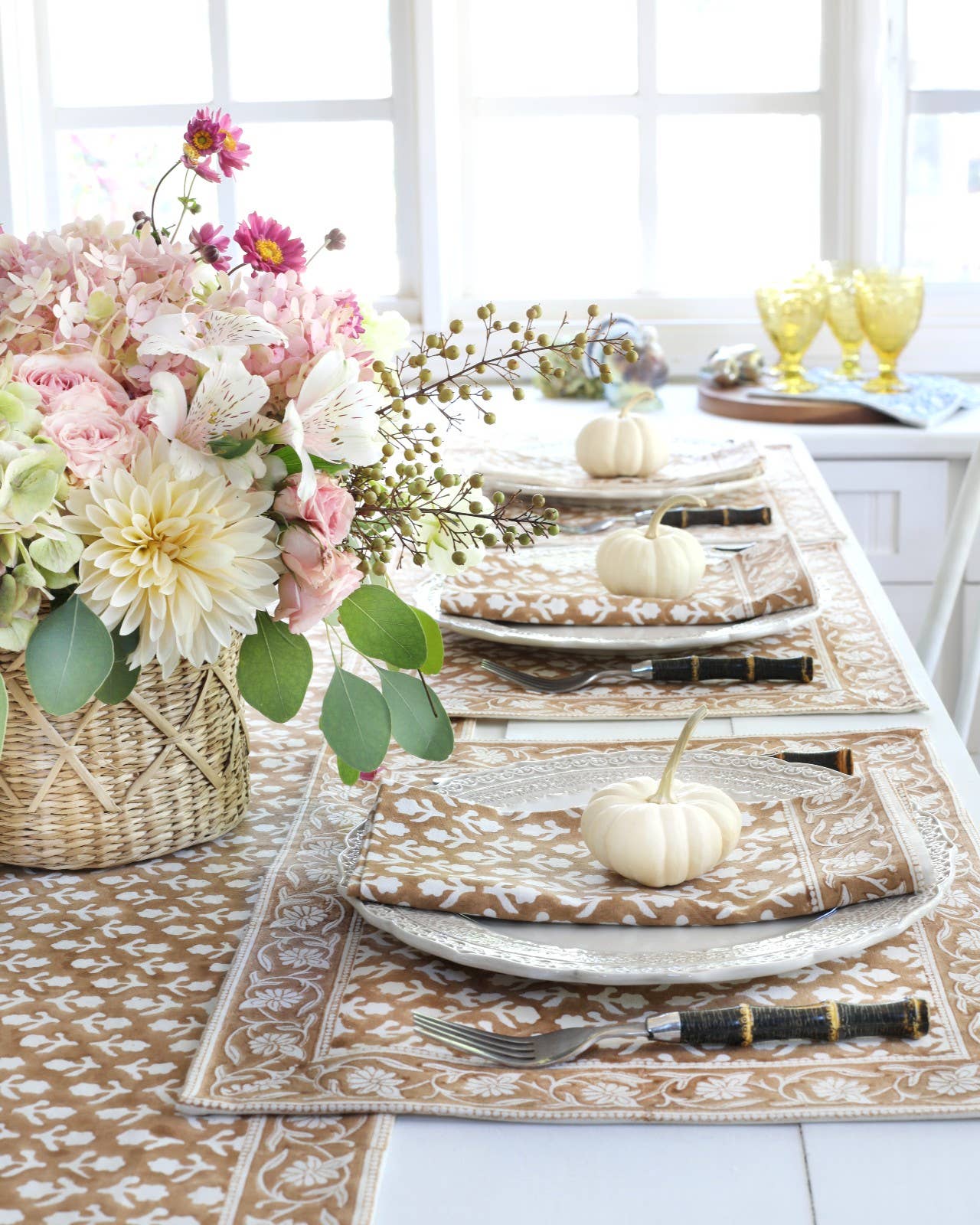 Napkin Charlotte Caramel, Set of 4